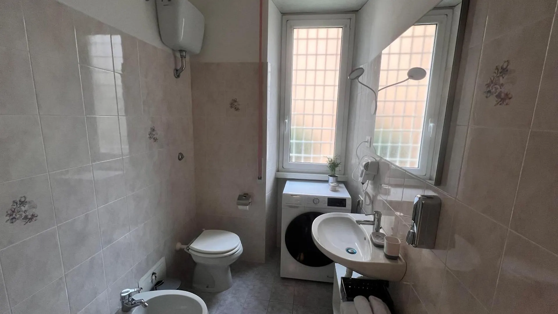 Apartment Romandays Metro A Italy